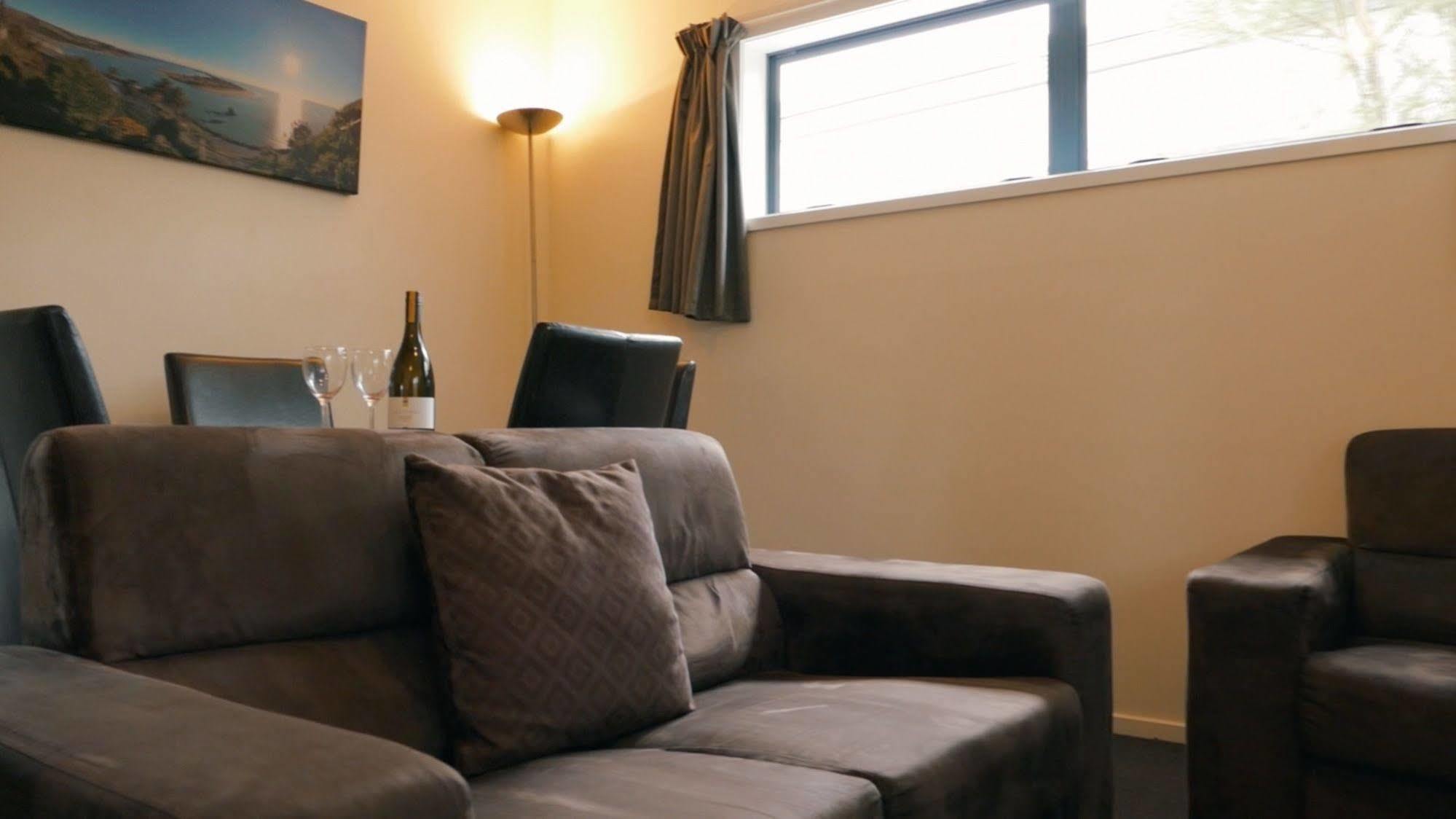 כרייסטצ'רץ' Sherborne Motor Lodge מראה חיצוני תמונה