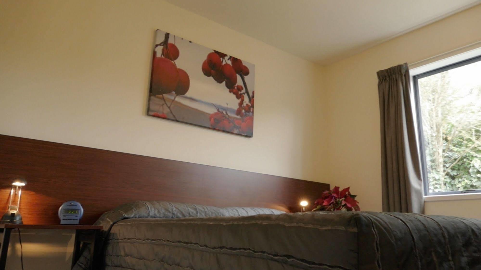 כרייסטצ'רץ' Sherborne Motor Lodge מראה חיצוני תמונה