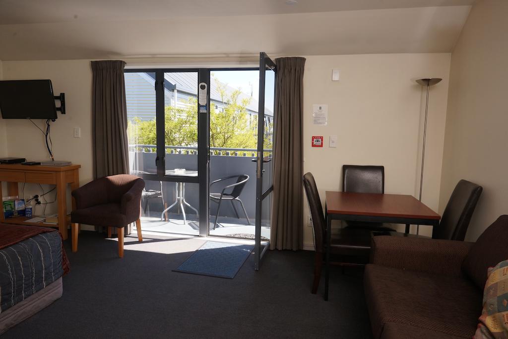 כרייסטצ'רץ' Sherborne Motor Lodge מראה חיצוני תמונה