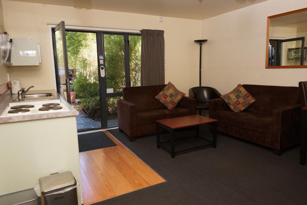 כרייסטצ'רץ' Sherborne Motor Lodge מראה חיצוני תמונה